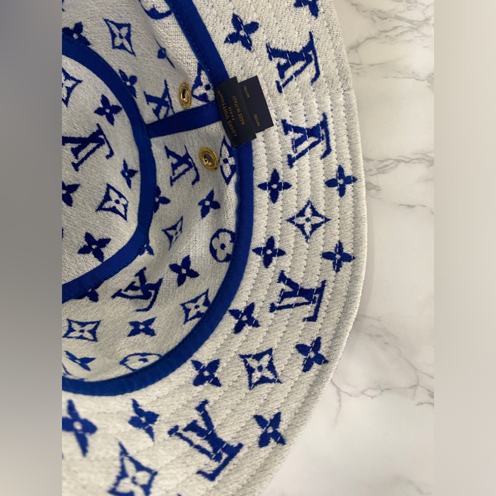 Louis vuitton Bucket Hat Blue - Picture 13 of 14